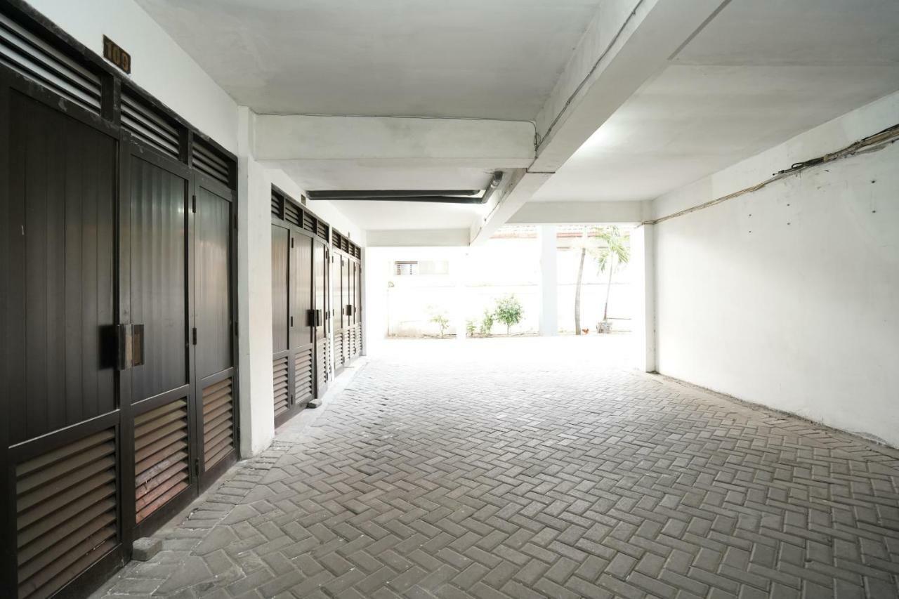 Oyo 1449 Istana Permata Dinoyo Surabaja Zewnętrze zdjęcie